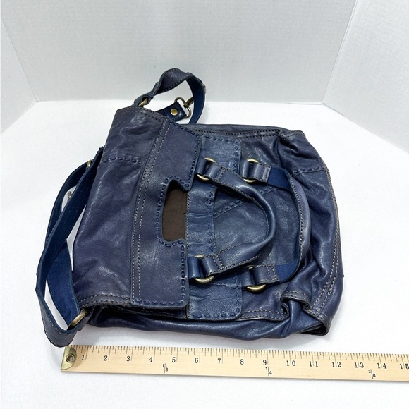 Lucky Brand Leather Abbey Road Crossbody Foldover Convertible Messenger Ink Blue - Picture 3 of 11
